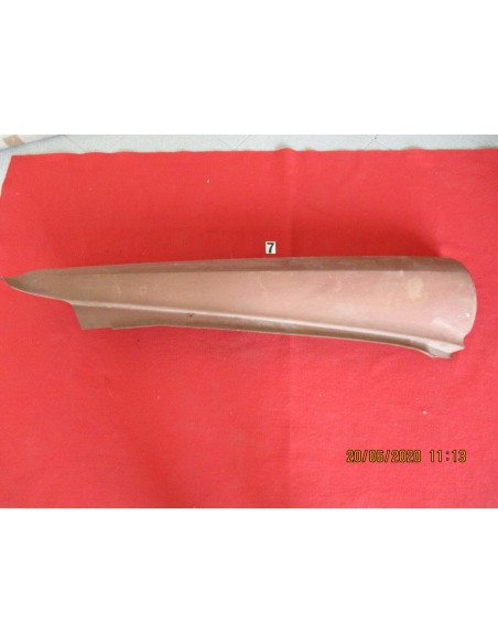 4076220 tegolo parafango anteriore sx fiat 1100 -  Az Ricambi  Sei alla ricerca di ricambi per la tua auto d’epoca?