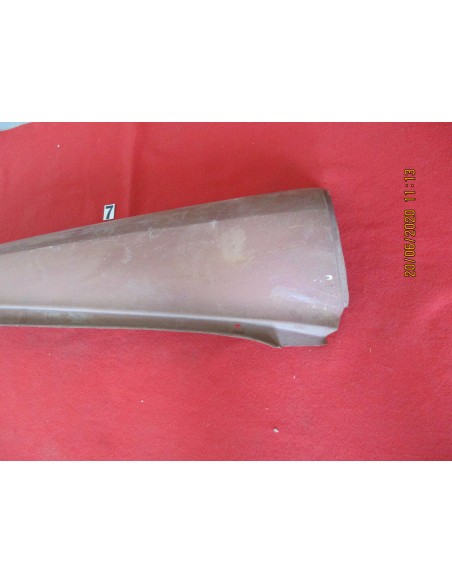 4076220 tegolo parafango anteriore sx fiat 1100 -  Az Ricambi  Sei alla ricerca di ricambi per la tua auto d’epoca?