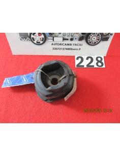 24040/1 boccola asse posteriore mercedes 190 h 7,0 -  Az Ricambi  Sei alla ricerca di ricambi per la tua auto d’epoca?