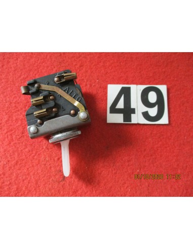 interruttore luci fiat 1100 103 musone topolino belvedere -  Az Ricambi  Sei alla ricerca di ricambi per la tua auto d’epoca?