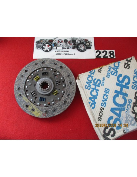 3151861628 132 disco frizione disc cluth mercedes 200d 240d 300d w124 w115 ã¸215 -  Az Ricambi  Sei alla ricerca di ricambi p...