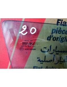 vetro scendente anteriore sx alfa-romeo 33 verde -  Az Ricambi  Sei alla ricerca di ricambi per la tua auto d’epoca? 2