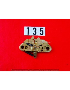 serratura cofano anteriore fiat 126 -  Az Ricambi  Sei alla ricerca di ricambi per la tua auto d’epoca? 2