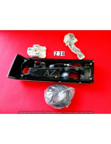 fanale posteriore dx alfa-romeo 33 altissimo -  Az Ricambi  Sei alla ricerca di ricambi per la tua auto d’epoca?