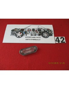 0022914 fanalino luce targa volkswagen golf iii hella -  Az Ricambi  Sei alla ricerca di ricambi per la tua auto d’epoca?