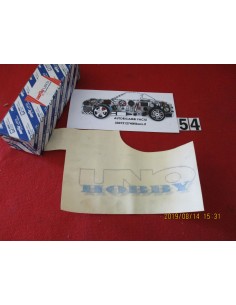 7759818 fregio logo badge dx fiat uno hobby -  Az Ricambi  Sei alla ricerca di ricambi per la tua auto d’epoca?