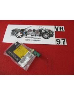 7700777660 bulbo interruttore pressione olio renault r19 r21 r25 clio -  Az Ricambi  Sei alla ricerca di ricambi per la tua a...