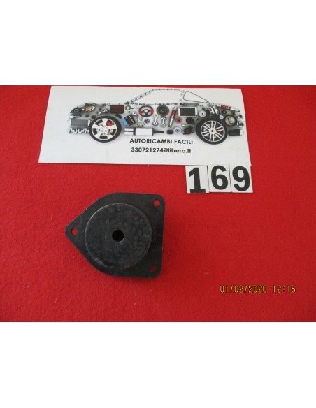 Supporto tassello motore fiat uno engine support -  Az Ricambi  Sei alla ricerca di ricambi per la tua auto d’epoca?