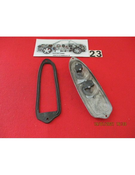 supporto fanale posteriore fiat 500 giardiniera -  Az Ricambi  Sei alla ricerca di ricambi per la tua auto d’epoca?