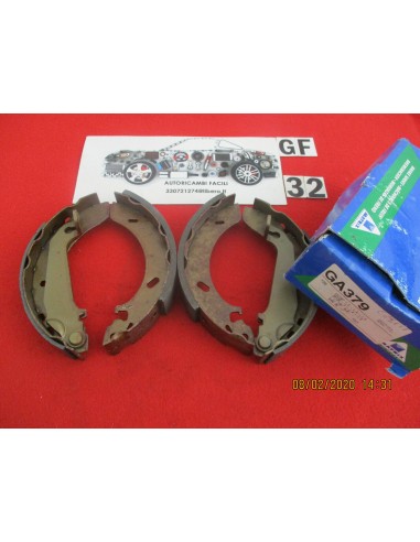 Ga379 ganasce freno brake shoes ford escort orion 86- -  Az Ricambi  Sei alla ricerca di ricambi per la tua auto d’epoca?