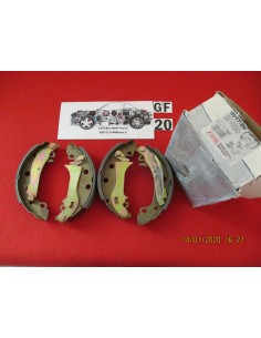4017 ganasce freno posteriore dacia peugeot 204 renault r12 diametro 228,6 -  Az Ricambi  Sei alla ricerca di ricambi per la ...