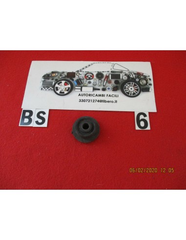 2047 silent blok boccola braccio peugeot 305 -  Az Ricambi  Sei alla ricerca di ricambi per la tua auto d’epoca?