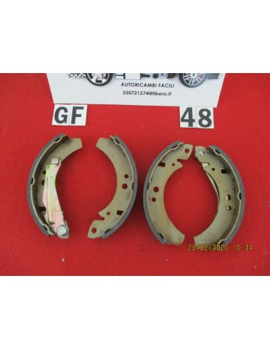 5595 ganasce freno brake shoes posteriore adatto a audi 50 audi 80 passat -  Az Ricambi  Sei alla ricerca di ricambi per la t...