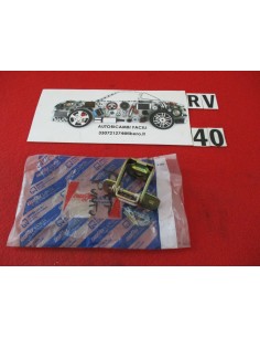 7734532 cerniera baule fiat punto -  Az Ricambi  Sei alla ricerca di ricambi per la tua auto d’epoca?