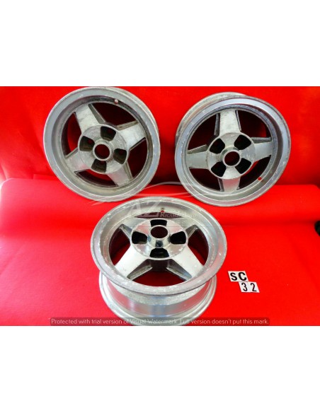 cerchio ruota in lega bwa 13" x 5 1/2 ford capri cortina escort set 3-pezzi -  Az Ricambi  Sei alla ricerca di ricambi per la...