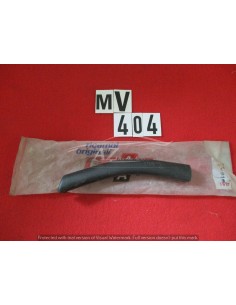 4424124 profilo supporto spoiler fiat 127 lato dx -  Az Ricambi  Sei alla ricerca di ricambi per la tua auto d’epoca?