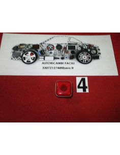 14784718 catarifrangente luce portiera lancia beta carello -  Az Ricambi  Sei alla ricerca di ricambi per la tua auto d’epoca?