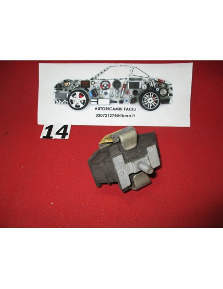 7704000777 supporto motore renault r18 espace engine support -  Az Ricambi  Sei alla ricerca di ricambi per la tua auto d’epoca?