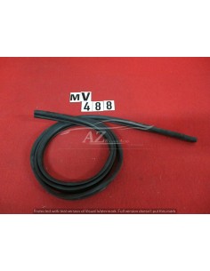 guarnizione gocciolatoio fiat uno 3-porte lunghezza 176 -  Az Ricambi  Sei alla ricerca di ricambi per la tua auto d’epoca?