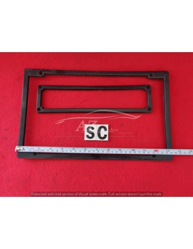 coppia cornice porta targa nera in plastica per auto d'epoca -  Az Ricambi  Sei alla ricerca di ricambi per la tua auto d’epoca?