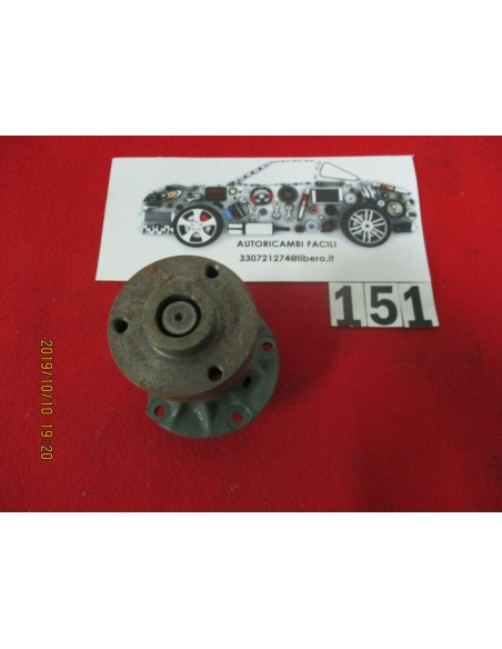 pa0132 pompa acqua mercedes w114 230.6 250 2.8 w115 200 water pump -  Az Ricambi  Sei alla ricerca di ricambi per la tua auto...