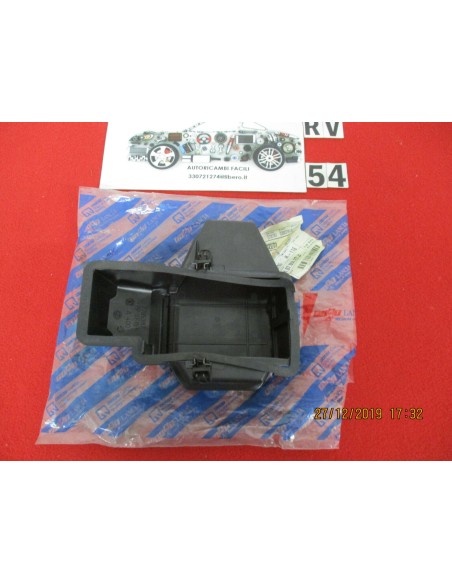 46402272 riparo coperchio cambio lancia thema kappa -  Az Ricambi  Sei alla ricerca di ricambi per la tua auto d’epoca?