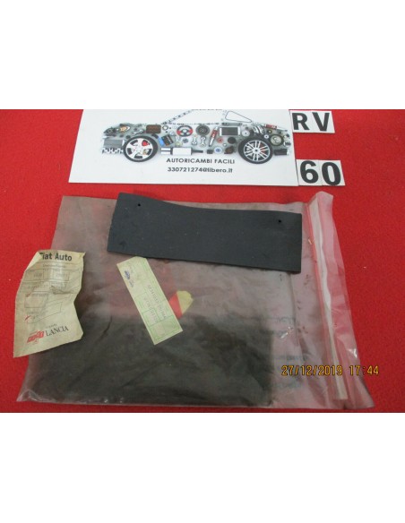 82341037 riparo protezione in gomma fiat lancia -  Az Ricambi  Sei alla ricerca di ricambi per la tua auto d’epoca?