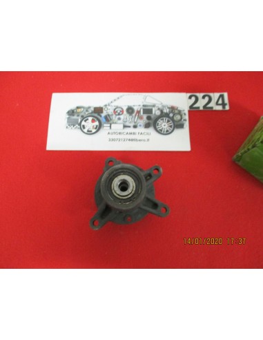 330132 10569 pompa acqua water pump mercedes 209d -  Az Ricambi  Sei alla ricerca di ricambi per la tua auto d’epoca?