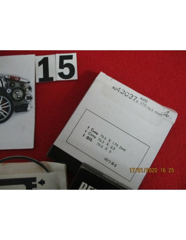 Pc43037 serie segmenti fasce elastiche audi 80 volkswagen golf std 79,5mm -  Az Ricambi  Sei alla ricerca di ricambi per la t...