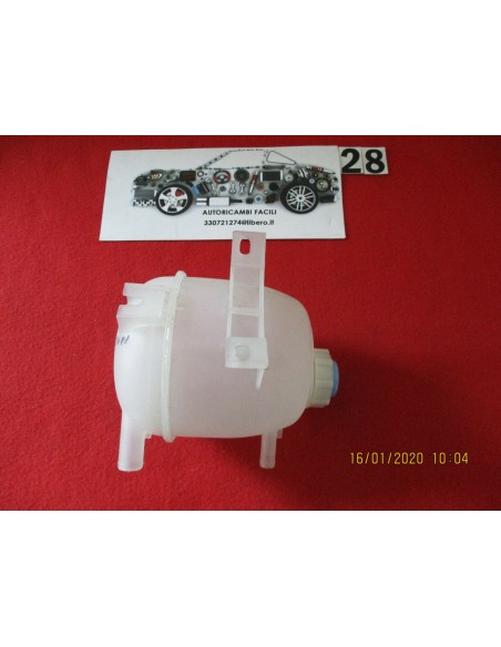 Vaschetta acqua espansione motore renault clio megane ii s -  Az Ricambi  Sei alla ricerca di ricambi per la tua auto d’epoca?