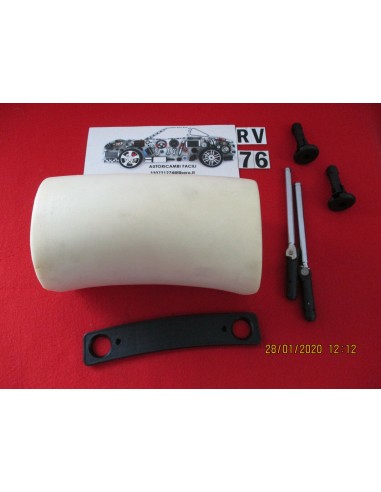 46998589 appoggiatesta sedile anteriore lancia kappa -  Az Ricambi  Sei alla ricerca di ricambi per la tua auto d’epoca?