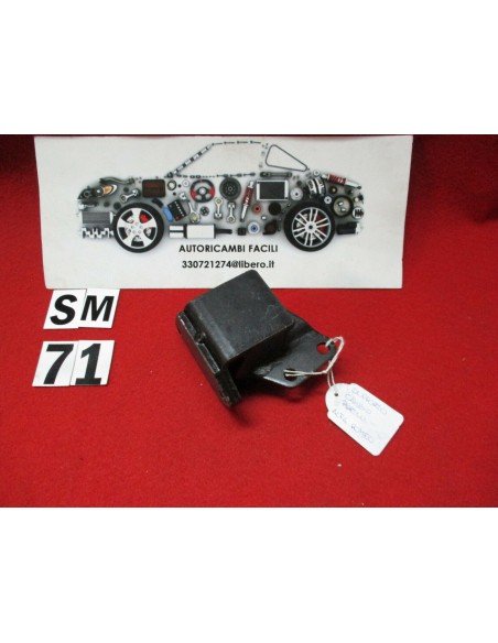19490 supporto tassello cambio dx alfa-romeo 75 v6 2.5 3.0 90 75td gear support -  Az Ricambi  Sei alla ricerca di ricambi pe...