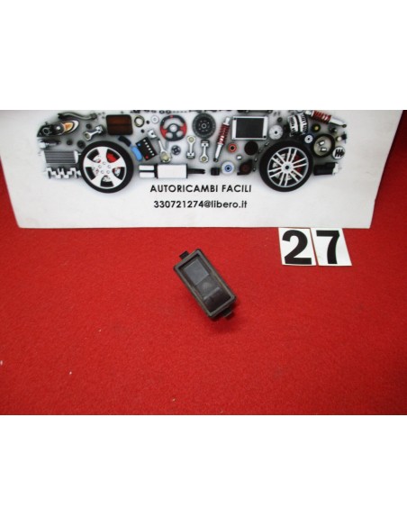 Interruttore frecce emergenza ford taunus fiesta usato -  Az Ricambi  Sei alla ricerca di ricambi per la tua auto d’epoca?