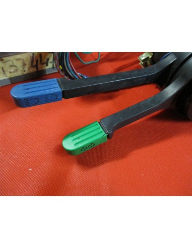 4437447 devioluci interruttore fiat 127 c cl fiorino -  Az Ricambi  Sei alla ricerca di ricambi per la tua auto d’epoca?