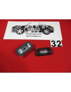 22810ra fanalino luce targa volkswagen polo hella -  Az Ricambi  Sei alla ricerca di ricambi per la tua auto d’epoca?