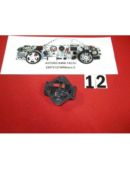 42011 fanalino luce ingombro autocarro camper bianco rosso -  Az Ricambi  Sei alla ricerca di ricambi per la tua auto d’epoca?