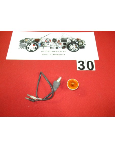 99407 fanalino lucciola freccia laterale lancia base bianca in gomma gemo -  Az Ricambi  Sei alla ricerca di ricambi per la t...