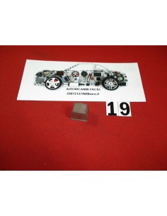 Plafoniera luce di cortesia auto epoca lancia -  Az Ricambi  Sei alla ricerca di ricambi per la tua auto d’epoca?