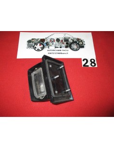 Fanalino luce targa sx fiat 127 diesel arteb -  Az Ricambi  Sei alla ricerca di ricambi per la tua auto d’epoca?