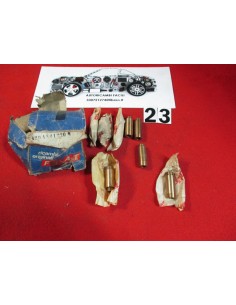 4204841 guida valvole fiat 125 set 8-pezzi -  Az Ricambi  Sei alla ricerca di ricambi per la tua auto d’epoca?