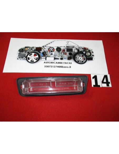 55115130 fanalino luce targa fiat 127 128 126 aric -  Az Ricambi  Sei alla ricerca di ricambi per la tua auto d’epoca?