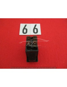 interruttore retronebbia per auto d'epoca -  Az Ricambi  Sei alla ricerca di ricambi per la tua auto d’epoca? 2