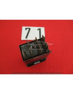 interruttore 5959771 frecce emergenza fiat 127 81- -  Az Ricambi  Sei alla ricerca di ricambi per la tua auto d’epoca? 2