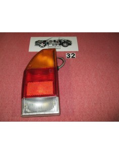 Fanale posteriore sx lancia beta berlina altissimo -  Az Ricambi  Sei alla ricerca di ricambi per la tua auto d’epoca? 2