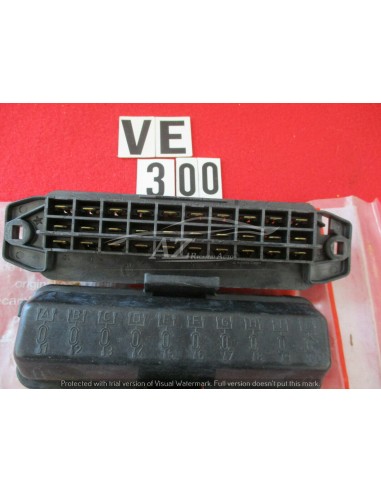 scatola porta fusibili fiat panda 30 45 127 4343527 -  Az Ricambi  Sei alla ricerca di ricambi per la tua auto d’epoca?