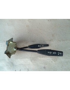 Devio luci tergi (direction indicator) ford taunus -  Az Ricambi  Sei alla ricerca di ricambi per la tua auto d’epoca?