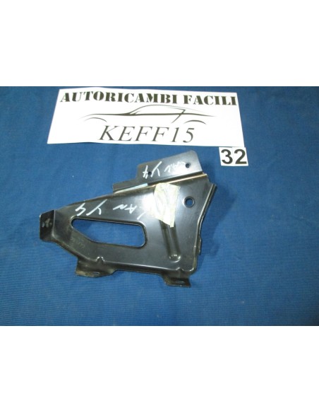 51762283 staffa parafango anteriore sx fiat idea -  Az Ricambi  Sei alla ricerca di ricambi per la tua auto d’epoca?