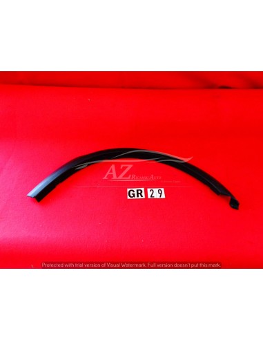 1814919 modanatura parafanghino anteriore dx fiat uno -  Az Ricambi  Sei alla ricerca di ricambi per la tua auto d’epoca?