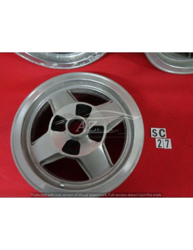 cerchio ruota in lega bwa 13x5 1/2 e-20 bmw 3-pezzi -  Az Ricambi  Sei alla ricerca di ricambi per la tua auto d’epoca?