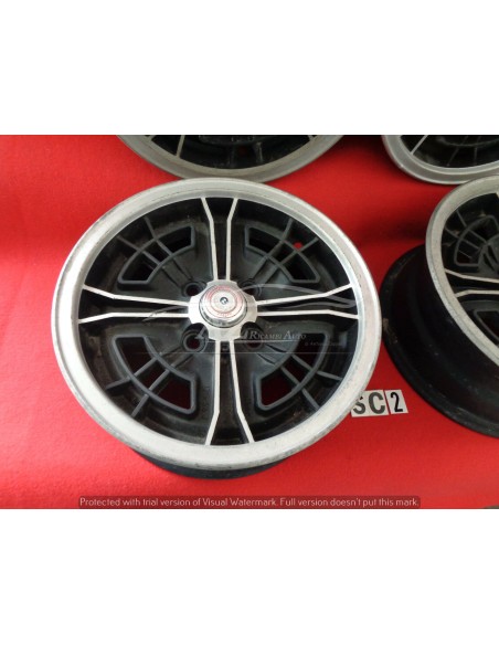 cerchi ruota in lega melber 13"x 5 1/2j bmw set 4-pezzi -  Az Ricambi  Sei alla ricerca di ricambi per la tua auto d’epoca?